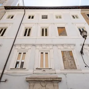 Hotel 19 Steps Trevi, Rome